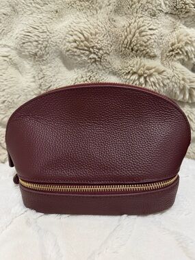 Pottery Barn Burgundy Pebbled Leather Cosmetic and Jewelry Pouch Bag